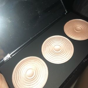 Highlighter palette